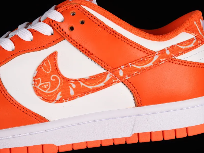 All Categories Nk SB Dunk Series Nk SB Dunk Low Low-top Sneakers F Version Nk Dunk Low "White Orange" Cashew Flower White Orange SB Smashed Backboard Fashion Casual Sneakers DH4401-103